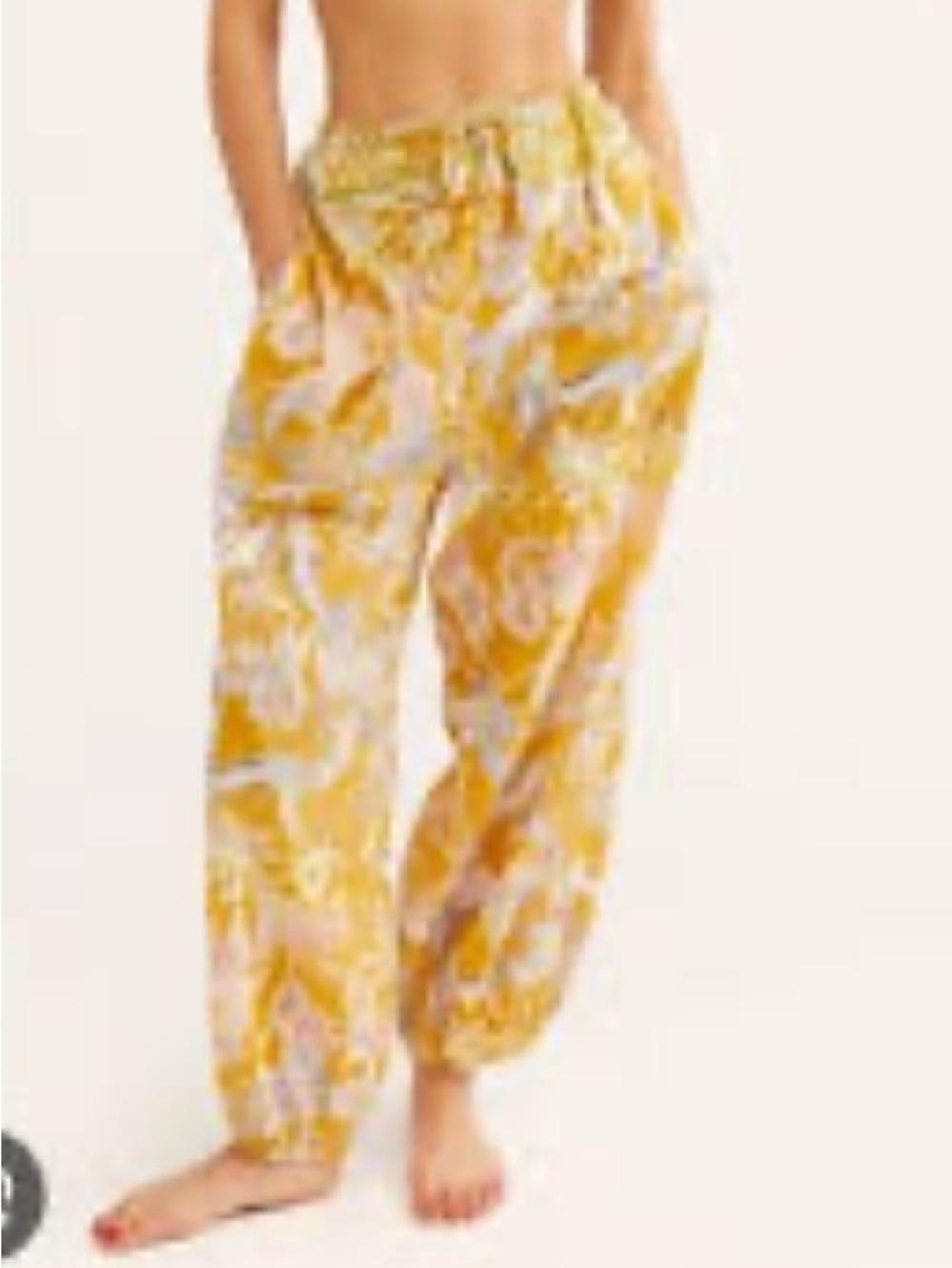 Haute Hippie linen cargo pull on Yellow print Pants